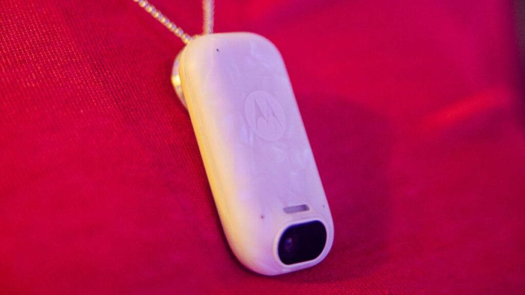 Necklace-style Wearable Design